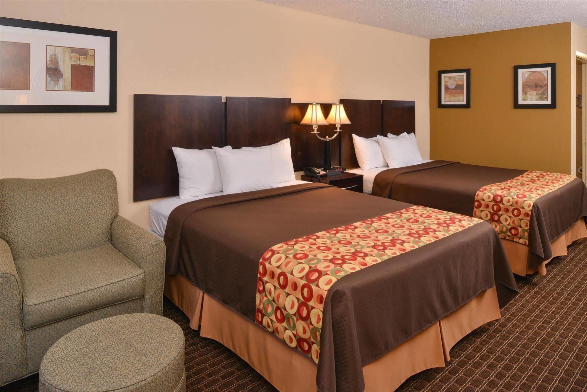 Americas Best Value Inn Tupelo Barnes Crossing Екстериор снимка