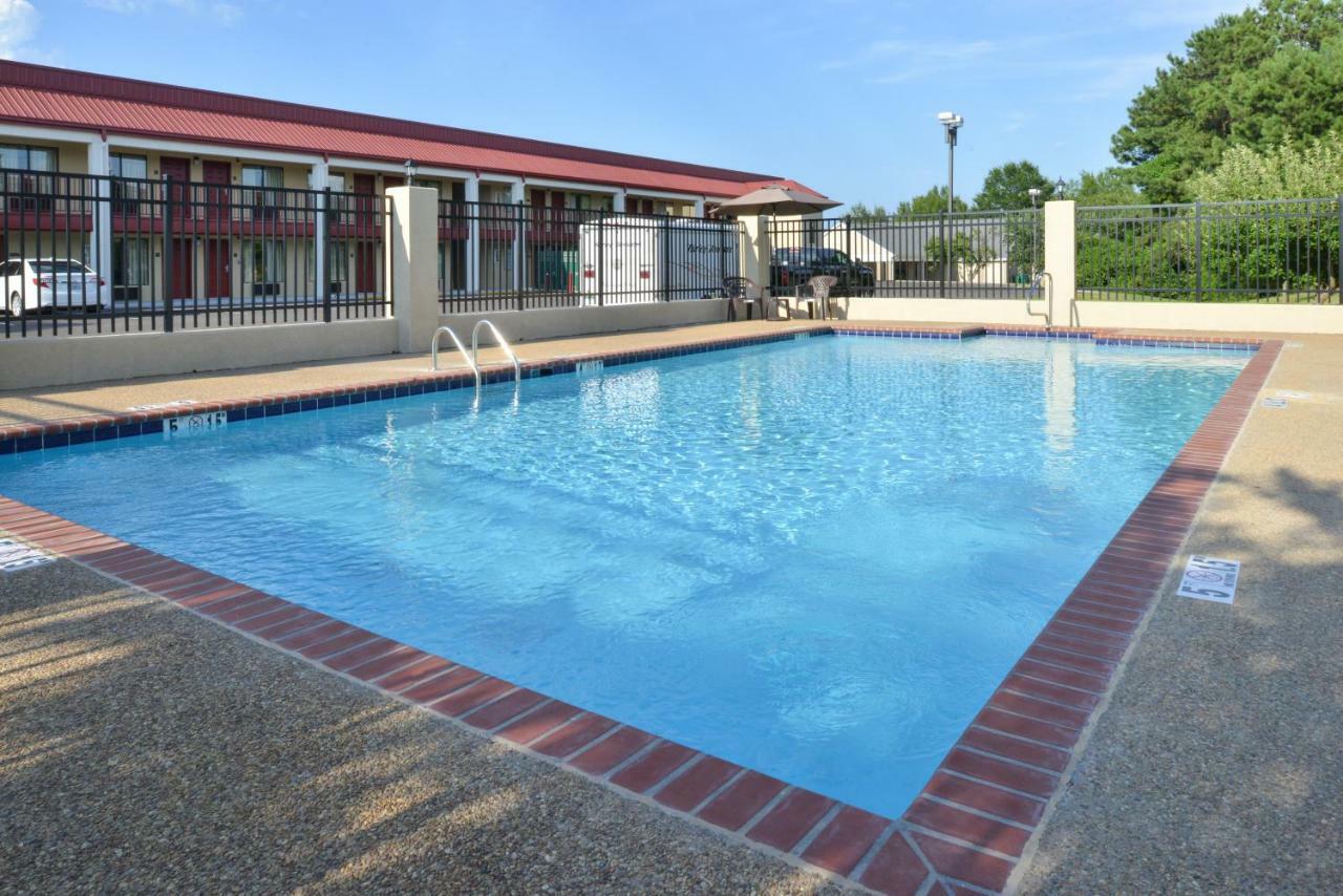 Americas Best Value Inn Tupelo Barnes Crossing Екстериор снимка